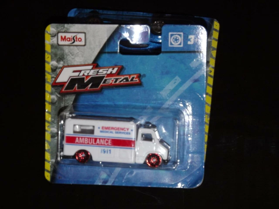 MAISTO DIE CAST EMERGENCY MEDICAL SERVICE VEHICLE! - Image 1 of 1