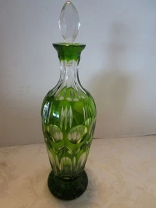 "Decantador de vidrio transparente vintage checo bohemio verde corte en capas 2 12,75"" t" - Imagen 1 de 22