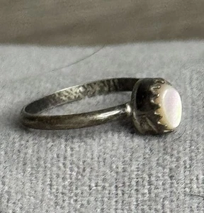 Navajo Sterling Silver Opal Baby Toddler Small Child Pinky Ring Sz 2.5 - Picture 1 of 8