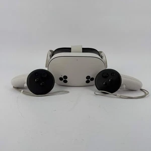 Meta Quest 3S Standalone All-in-One VR Headset P97 - Picture 1 of 10
