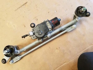 13-19 MK2 J11 NISSAN QASHQAI FRONT WINDSCREEN WIPER MOTOR LINKAGE 288004EA0A - Picture 1 of 3