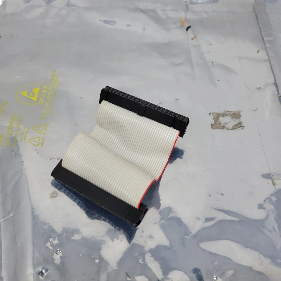 Waves L2 UltraMaximizer PARTS - Ribbon Connector sy10 - Image 1 of 1