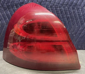2004-2008 Pontiac Grand Prix Driver LH Tail Light Assembly OEM 25851407 - Picture 1 of 7
