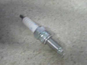 NOS OEM Honda Spark Plug 2011-22 Grom 125 CRF125 PCX125/150 125 31917-KPH-901 - Picture 1 of 2