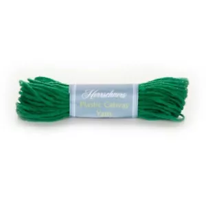 Hilo artesanal de lona de plástico verde Herrschners - Imagen 1 de 1