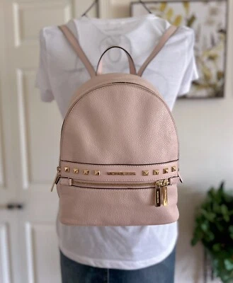 Mochila Michael Kors Kenly Mediana Dorado Tachonado Polvo Rubor Guijarro Cuero Foto 1 de 4