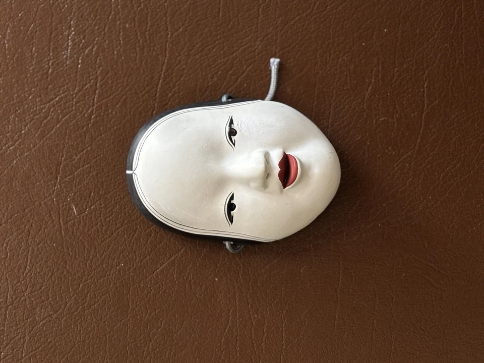 Máscara Noh Zo-onna Cerámica 19cm Hecha en Japón Decorativa Artesanía Japonesa Foto 1 de 4