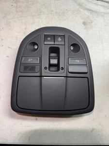 Genesis G70 2019-2024 techo consola superior domo luz lámpara interruptor OEM 34 k - Imagen 1 de 5