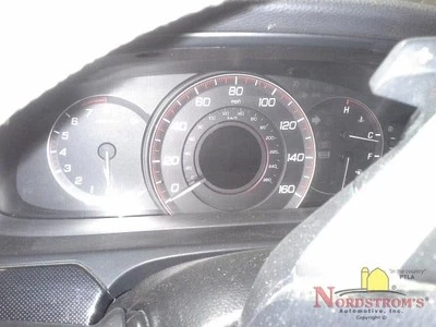 Cuadro de instrumentos velocímetro Honda Accord 2014 medidores Foto 1 de 4