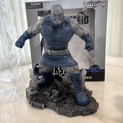 Diamond Select Gallery DC Darkseid Estatua PVC 10" DC Gallery Line Superman LEER Foto 1 de 4