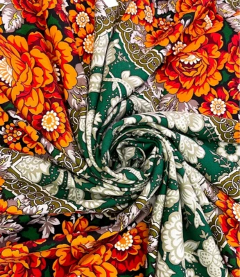 58'' Scarf 100% merino wool Russian square shawl Pavlovo Posad Wrap large 1977 - Image 1 of 4