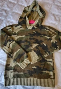 Rorie Whelan Kids Size 5/6 Camo Hoodie Sweater Cotton blend Very Cool! - Picture 1 of 4