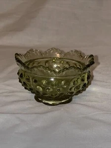 3" Fenton Avocado grün überbackene Nägel Kegel Kerzenhalter mit Blumenschale - Bild 1 von 5