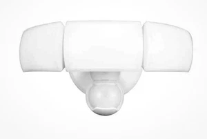 DEFIANT MaxDetect 240-Degree Motion LED Wired Security Flood Light 3000 Lumens - Picture 1 of 3