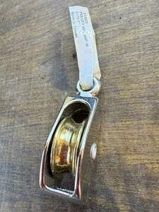 Vernickelte Fahnenmast Schwenköse Riemenscheibe Einzelrad 1" - Bild 1 von 3