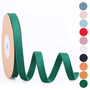 Carrete de doble cara de cinta de terciopelo verde bosque de 10 yardas y 3/8 pulgadas para manualidades - Imagen 1 de 6
