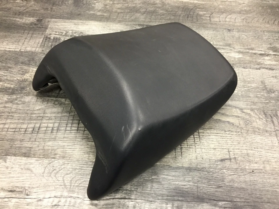 Suzuki GSF1250 1250 Bandit Rear Passenger Pillion Seat OEM (#55) * - Image 1 of 4