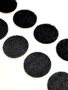 10 discos adhesivos negros gancho y bucle 22 mm puntos adhesivos monedas ambos lados - Imagen 1 de 11