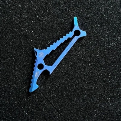 钛合金钥匙链撬杆 Crowbar 开瓶器户外多工具 EDC — 第 1/3 张图片
