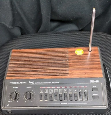 Realistic UHF Hi-LO Patrolman Scanning receiver PRO 55 - Image 1 of 4