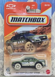 '25 MATCHBOX 2016 CHEVY COLORADO 1:64 SCALE CHEVROLET SERIES USA STOCK!!! - Bild 1 von 3