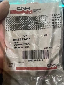 BN2399411 HYD CNH CONNECTOR SINGLE - Picture 1 of 2