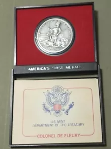 1125A 1980 Peltre Repro CORONEL DE FLEURY Amer 1ª Medalla con Estuche y Papeleo En muy buen estado+-casi nuevo - Imagen 1 de 6