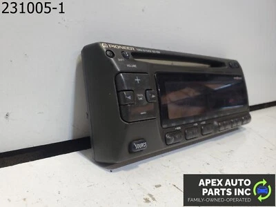 OEM Pontiac Fiero 1985 REPRODUCTOR DE CASETE FRONTAL CINTA DE RADIO UNIDAD PRINCIPAL ESTÉREO Foto 1 de 4