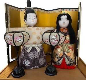 Bambole giapponesi Ohinasama Kimekomi Odari e Hina più altro - Foto 1 di 16