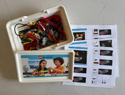 LEGO Education WeDo Construction Set (9580): All pieces + printed instructions - Image 1 of 3
