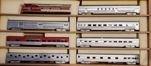 Set Life-Like Proto 2000 scala HO E8 diesel e 7 auto Rock Island #644 DCC - Foto 1 di 13