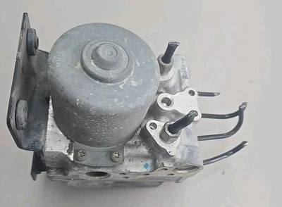 Módulo de bomba de freno ABS Pontiac GTO 2006 05 06  Foto 1 de 4