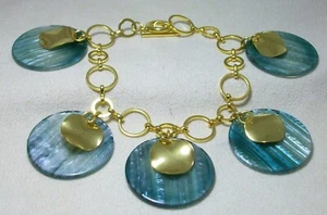 BRACELET GOLD TONE METAL CHAIN BLUE DISCS CHARMS NEW - Picture 1 of 5