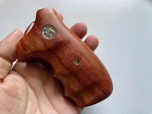 New Smooth Hardwood Grip For S&W J frame Square Butt Closed Back Strap New - Picture 1 of 8