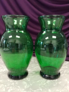 ABCHOR HOCKING GREEN GLASS FLOWER VASES 1959'S SET OF 2 MINT - Picture 1 of 4
