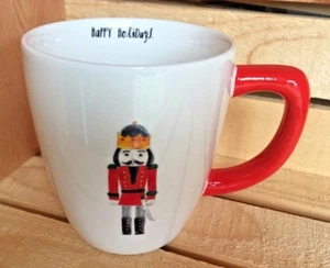 Rae Dunn~Cascanueces Rojo~Taza Felices Fiestas~Nueva Sin Usar - Imagen 1 de 5