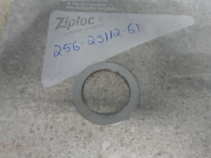 NOS OEM Yamaha F Forcella Tappo Rondella 1970-72 SX1 R5 DS7 XS2 1973 TX650 - Foto 1 di 3