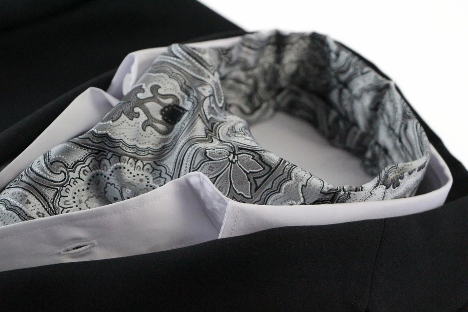 Mens Silver & Black Paisley Cravat - image 1 of 1