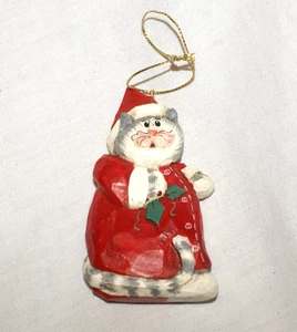 Eddie Walker Katze Santa Weihnachtsschmuck roter Mantel & Nikolausmütze Stechpalme Beere 3,25 Zoll - Bild 1 von 2