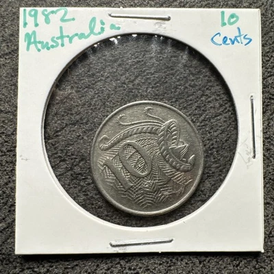 1982 AUSTRALIA 10 CENTS Queen Elizabeth - Image 1 of 4