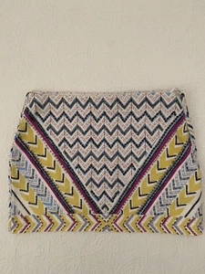 Minigonna multicolore da donna Zara con perline azteca taglia S avorio #2513 - Foto 1 di 11