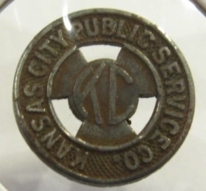 Kansas City, MO 1944 compañía de servicio público Token de autobús de tránsito - Missouri - Imagen 1 de 2