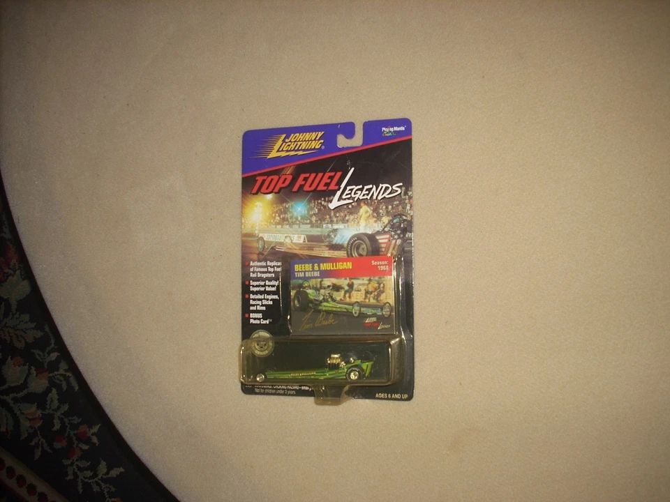 WHITE LIGHTNING JOHNNY LIGHTNING BEEBE & MULLIGAN F/E DRAGSTER, SEALED, RARE !! - Image 1 of 1