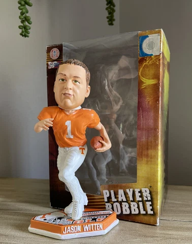 Tennessee Volunteers Legend JASON WITTEN “Helmet Thematic Base” Bobblehead NIB! Cover