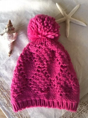 Gorro Old Navy Rosa Caliente Pom Pom 100% Acrílico Tejido Talla Única 19 CM - RN 54023 Sombrero Foto 1 de 4