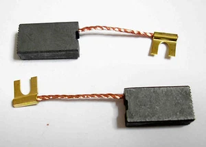 CEPILLO DE CARBONO BOSCH 1607014102 UB2J77 ETC(J)77 ETC(J)77 ETC(J)77S3 S2T - Imagen 1 de 1
