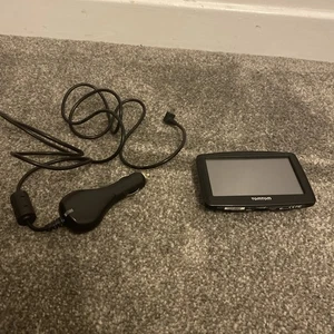 TomTom XL (Modelo 4ET03) GPS Navegación por satélite y cable de alimentación probado funcionando - Imagen 1 de 5