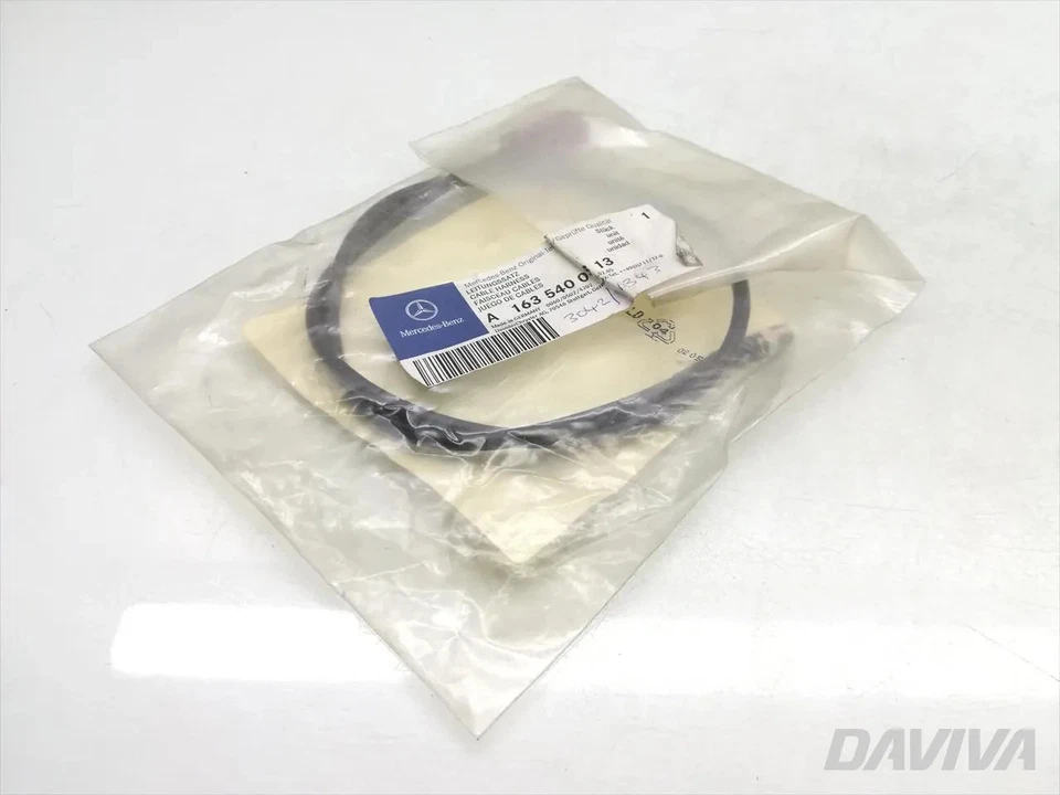 Mercedes-Benz M-Class Dashboard Wiring Harness 2004 SUV A1635400313 (99-05) - Image 1 of 4