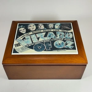 Cartel de película del Mago de Oz joyero musical de madera - juega sobre el arco iris - Imagen 1 de 12