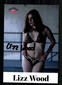 Lizz Wood Autogrammkarte Original Signiert Model #BC 225526 - Bild 1 von 2
